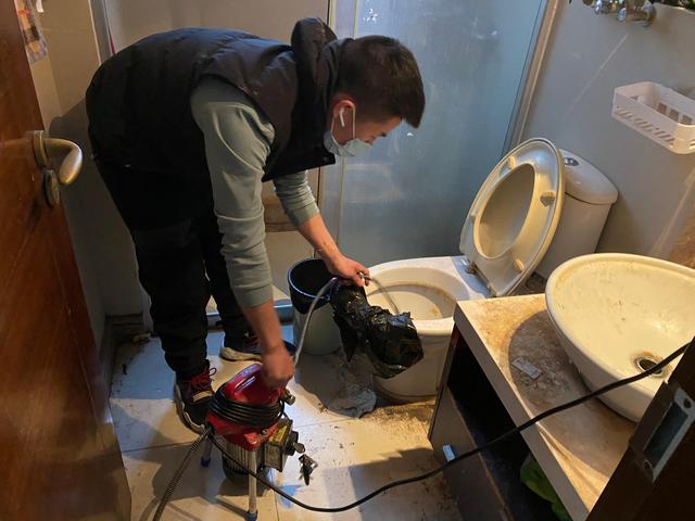 八所镇马桶疏通-疏通下水道