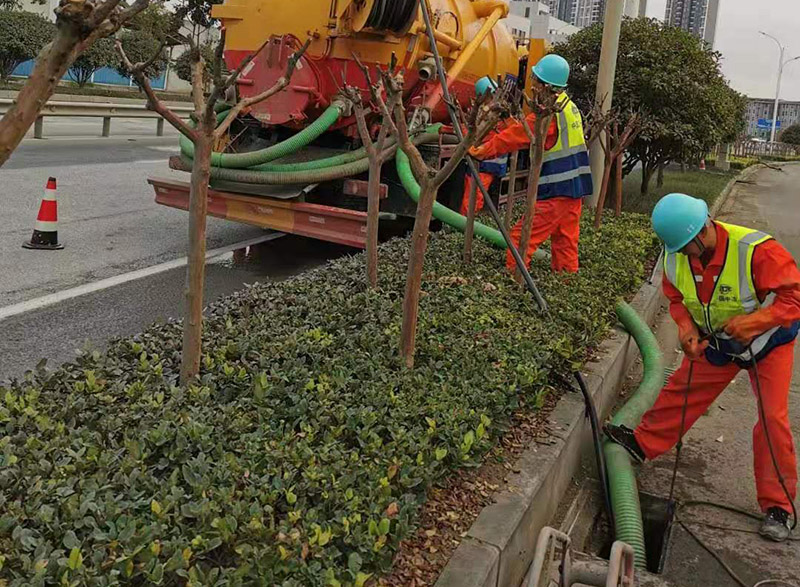 八所镇市政管道清淤